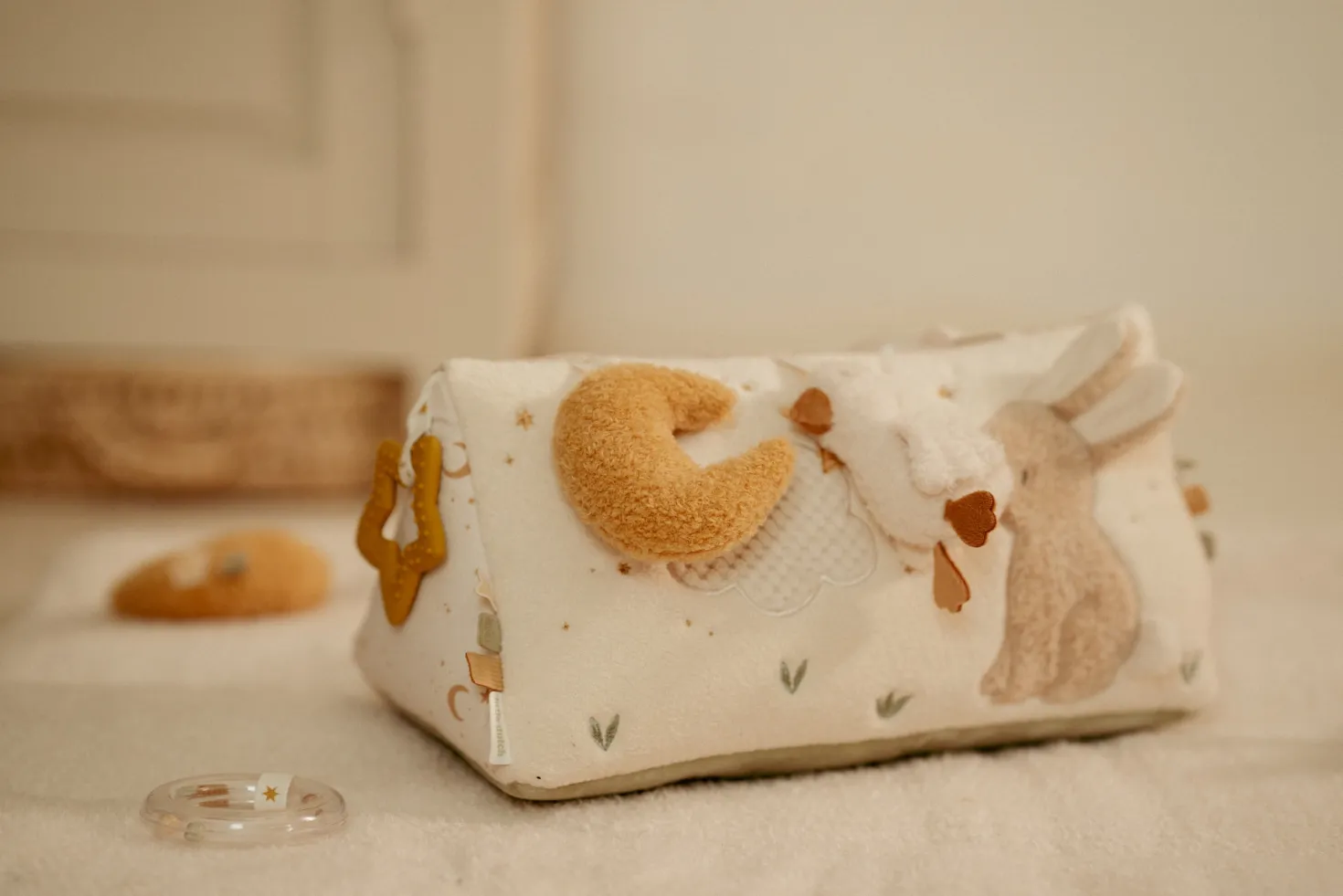 Aktivitet Triangel Beige