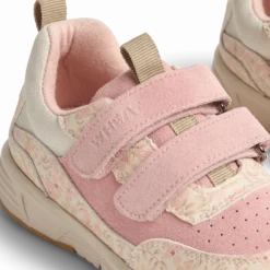 Alin Sneakers Coral Flowers