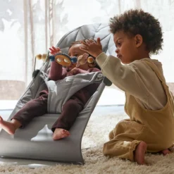 Bliss Petal Quilt Babysitter Sand Grey