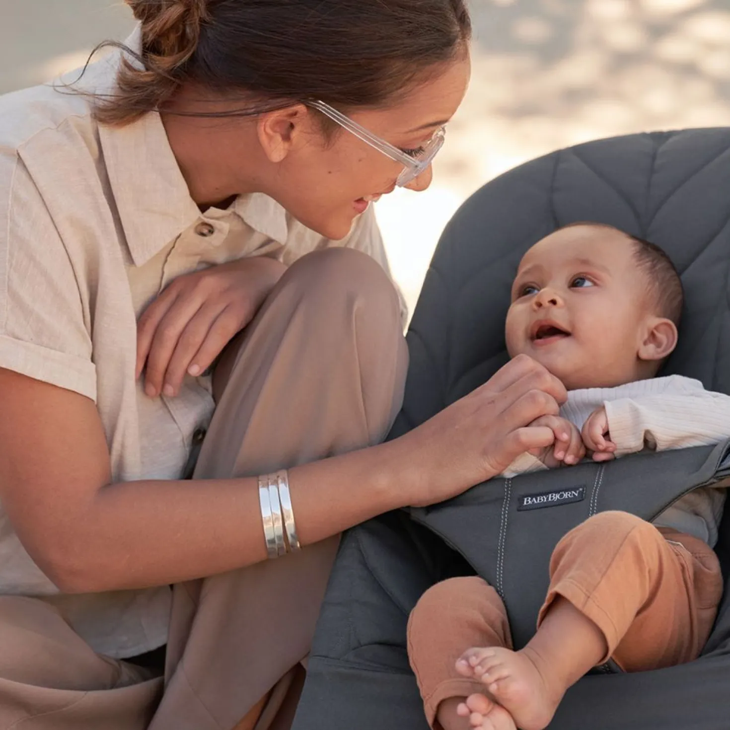 Bliss Petal Quilt Babysitter Sand Grey