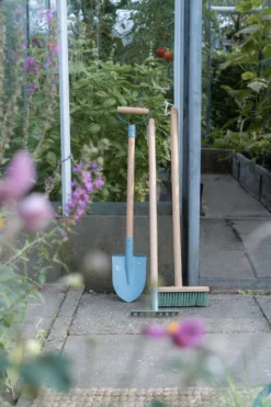 Forest Friends Spade Blue
