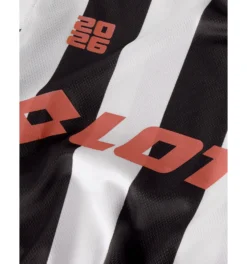 T-shirt Black and White